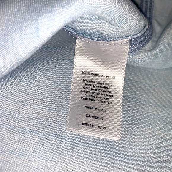 Talbots women’s petites PL 100% tencel lyocell light denim popover shirt LP - Picture 9 of 10